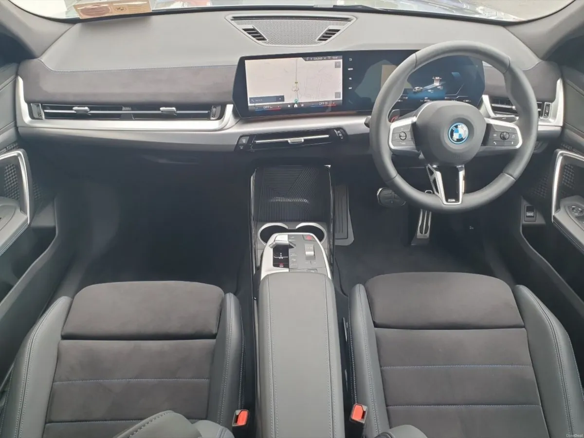 BMW iX2 eDrive20 M Sport - Image 4