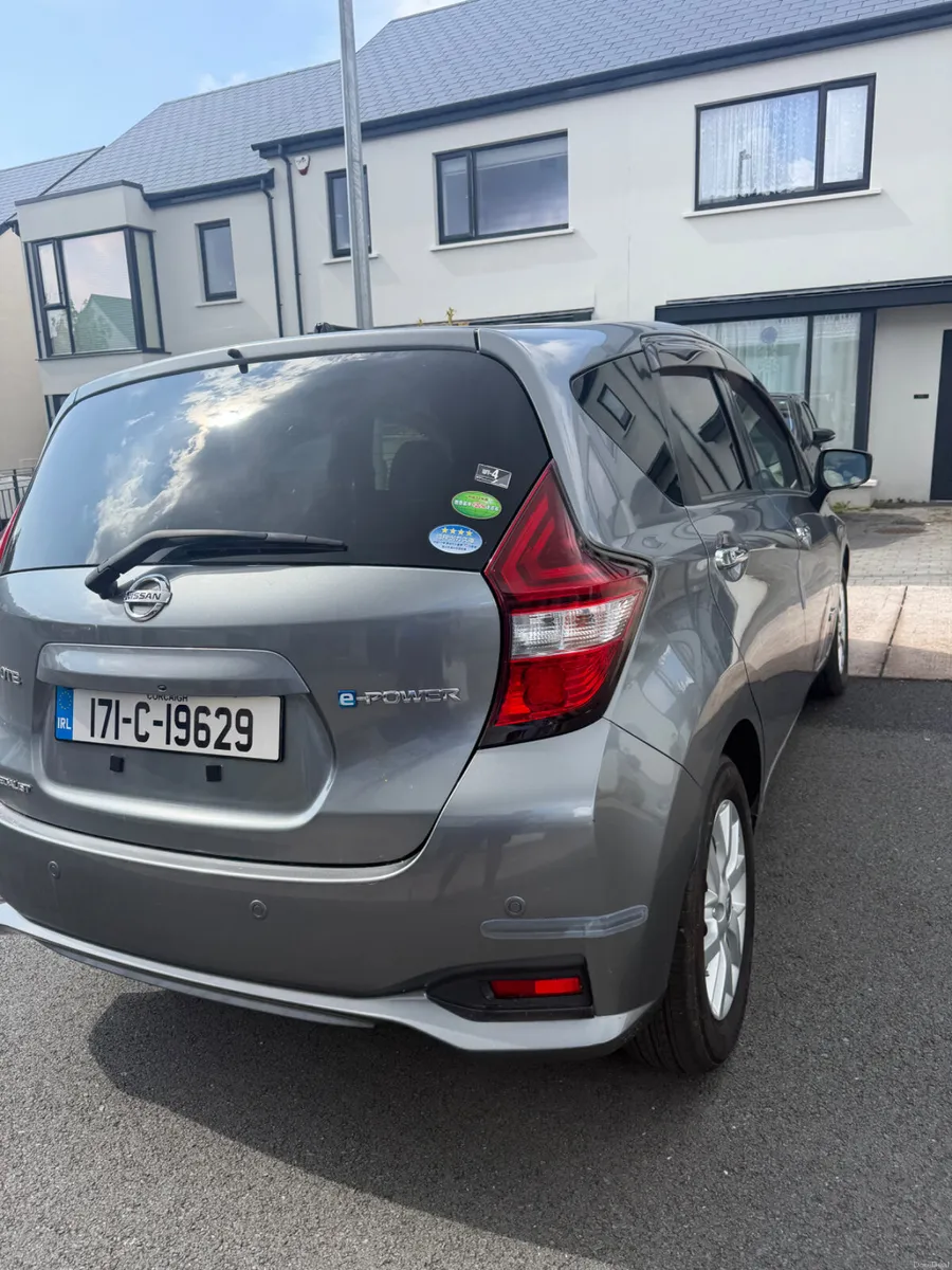Nissan Note 2017 low milage new - Image 4