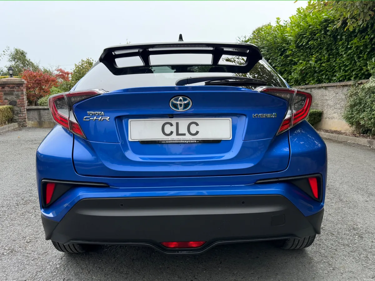 2019 Toyota C-HR+ ICON Full Leather - Image 4