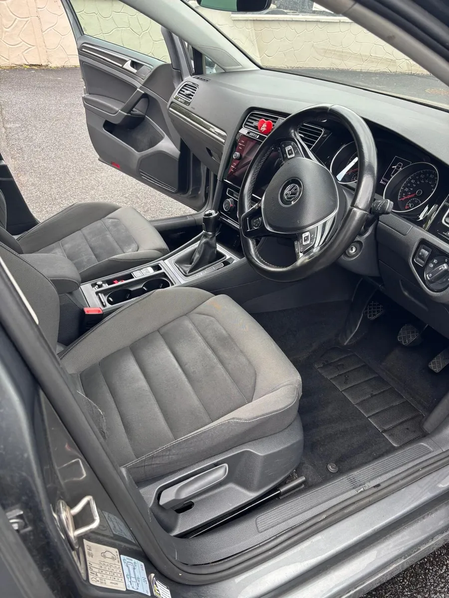 Volkswagen GolF - Image 6