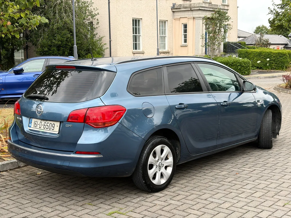 Opel Astra 2016 1.6 CDTI new nct 5/27 tax 10/26 - Image 5