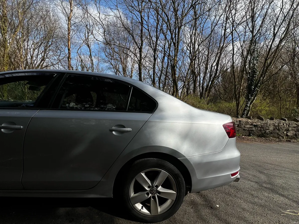 Volkswagen Jetta 1.6 TDI - Image 4