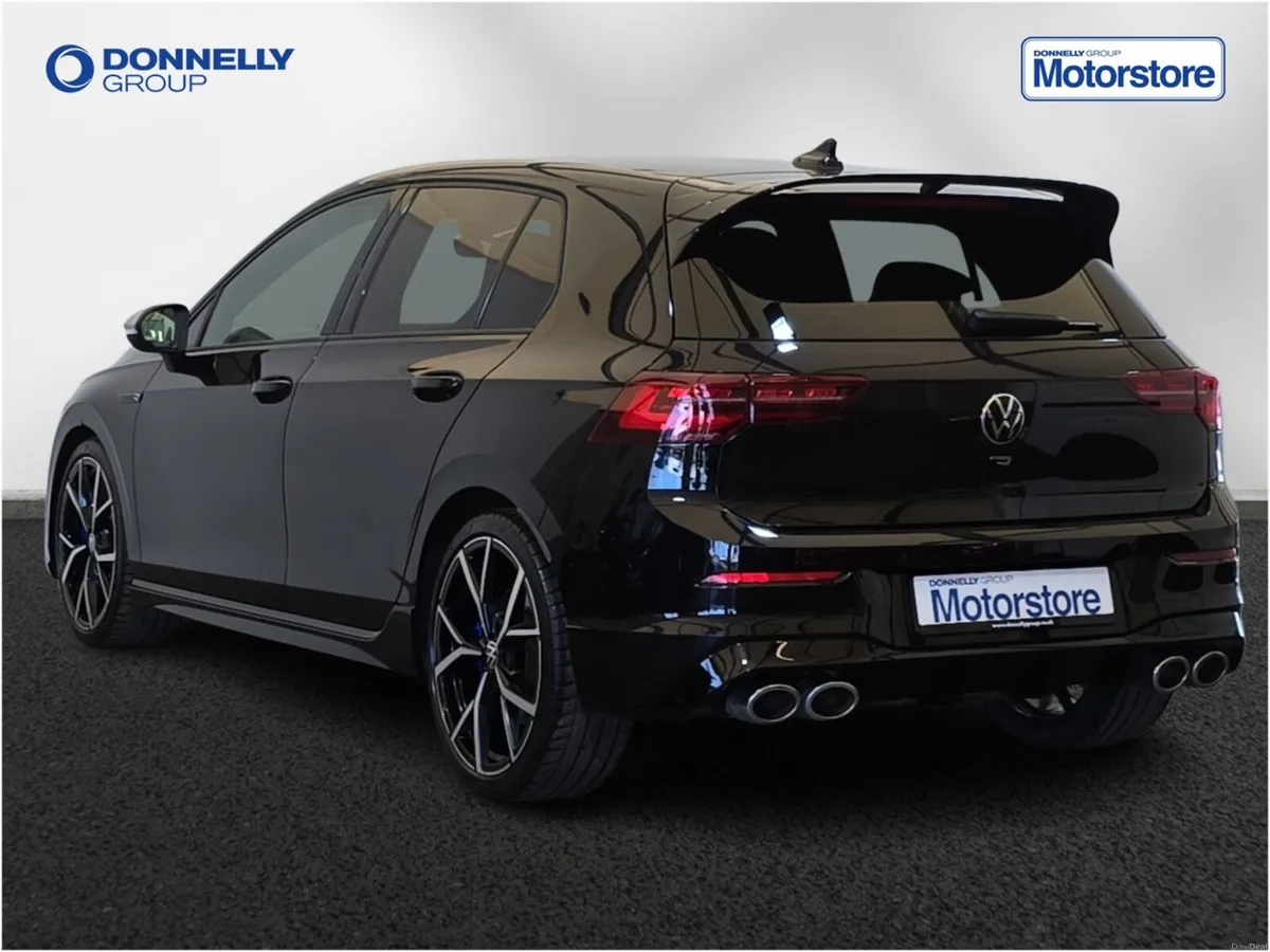 Volkswagen Golf Hatchback R - Image 2