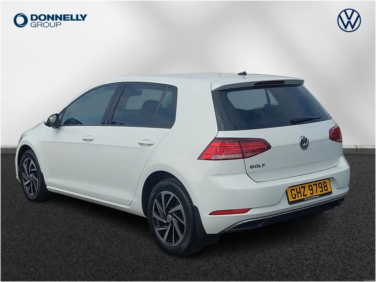 Volkswagen Golf Diesel Hatchback Match Edition - Image 3