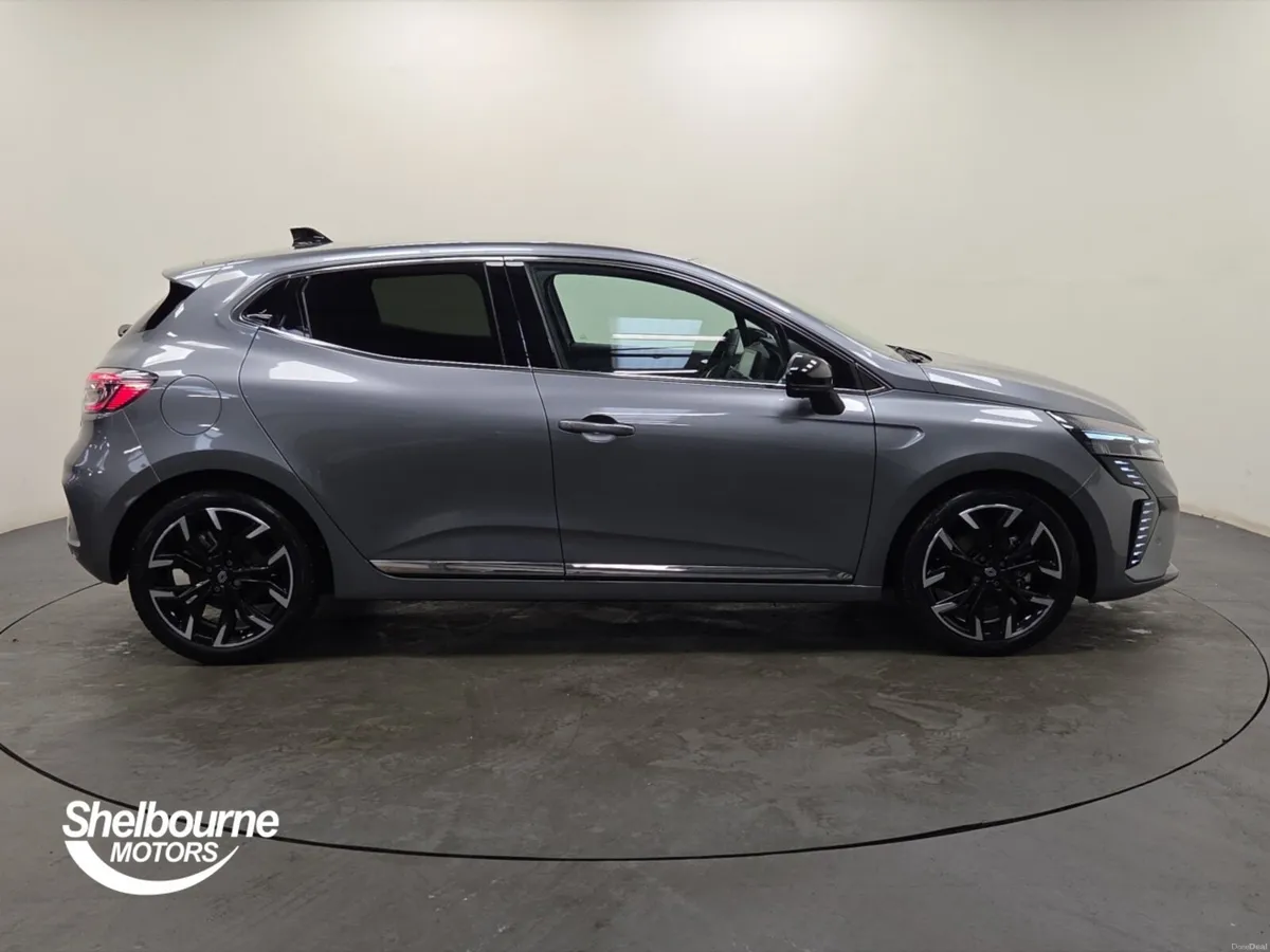Renault Clio 1.6 E-TECH full hybrid 145 Techno 5dr - Image 3