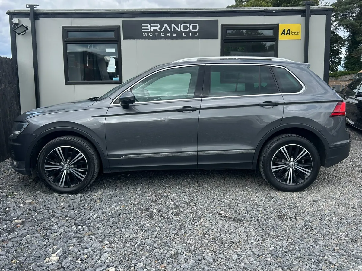 Volkswagen Tiguan - Image 5