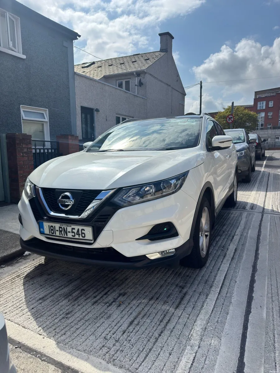Nissan Qashqai 1.2 Petrol - Image 2