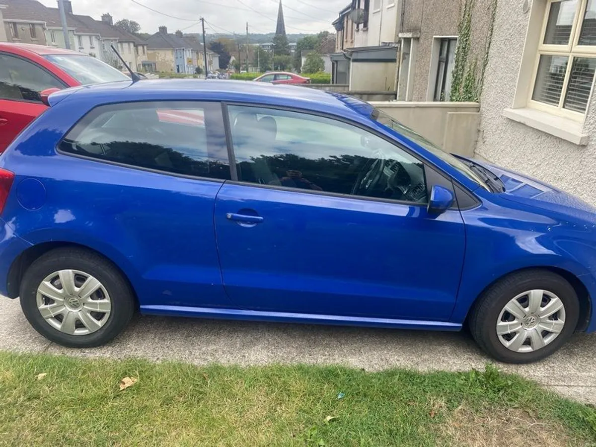 2013 Volkswagen Polo - Image 1