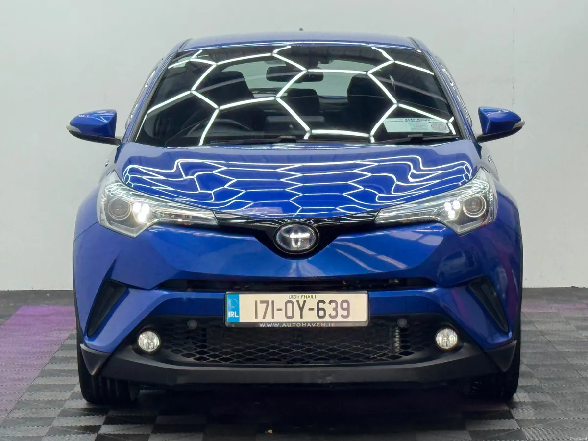 2017 Toyota C-HR 1.8 Hybrid, Automatic - Image 2