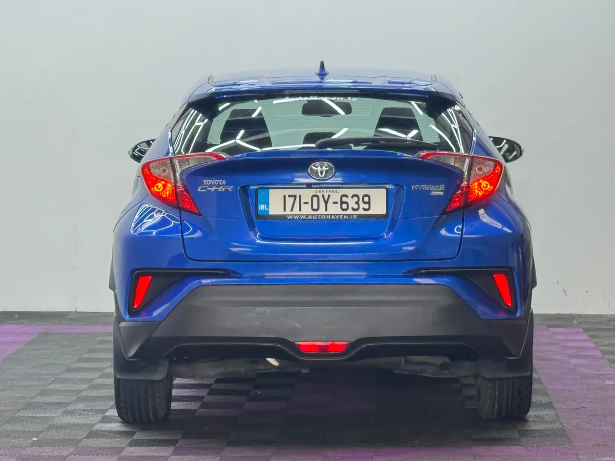 2017 Toyota C-HR 1.8 Hybrid, Automatic - Image 5