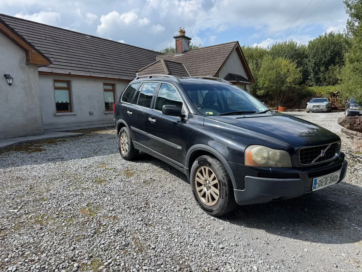 Volvo XC90 - Image 2