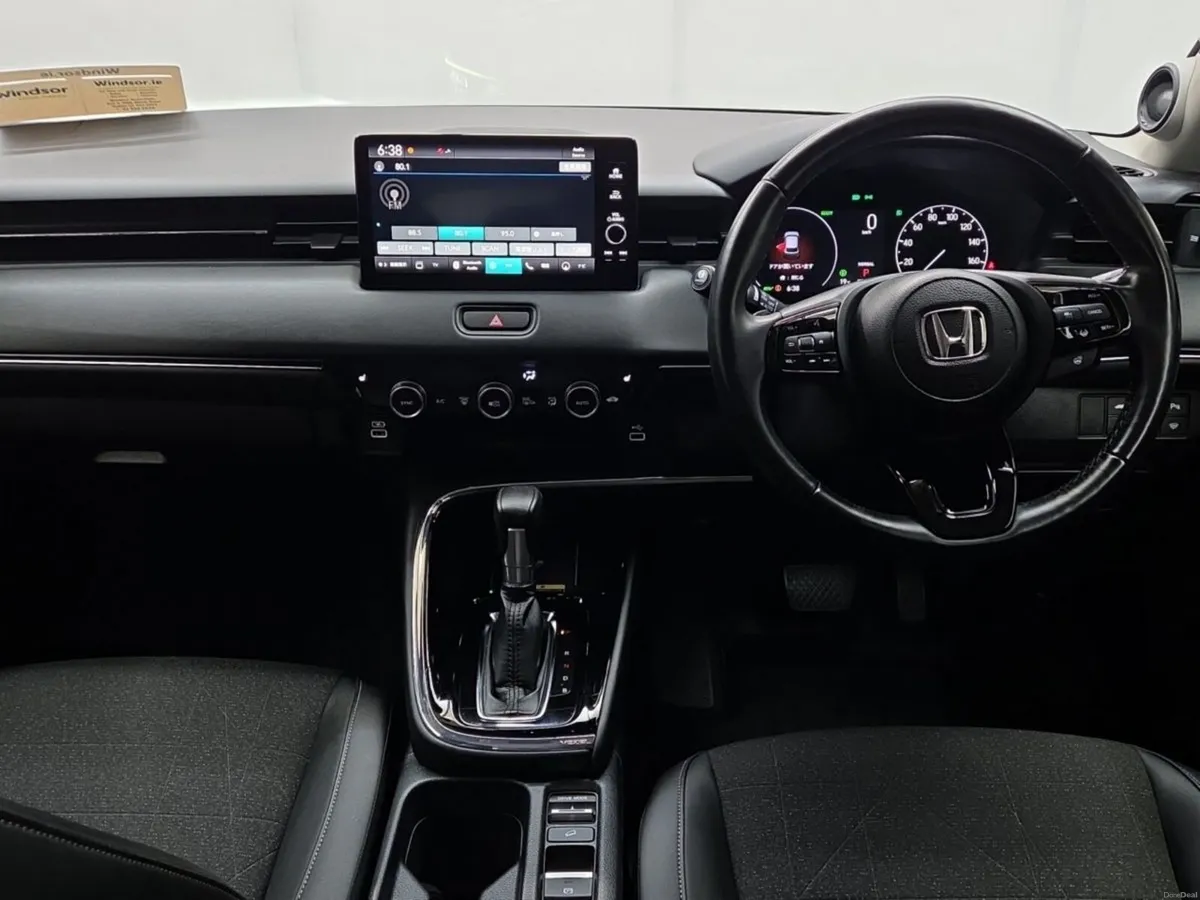 Honda Vezel Z 1.5 Hybrid *Top spec* - Image 3