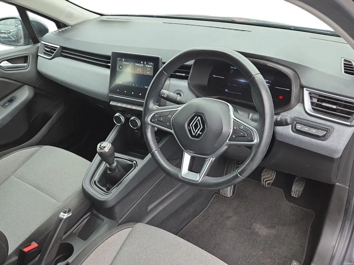 Renault Clio TCe 90 DFull Evolution - Image 6
