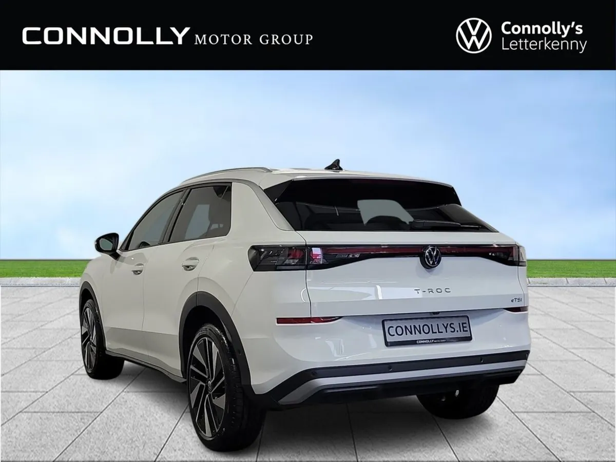 Volkswagen T-Roc 1.5 TSI STYLE - Image 2