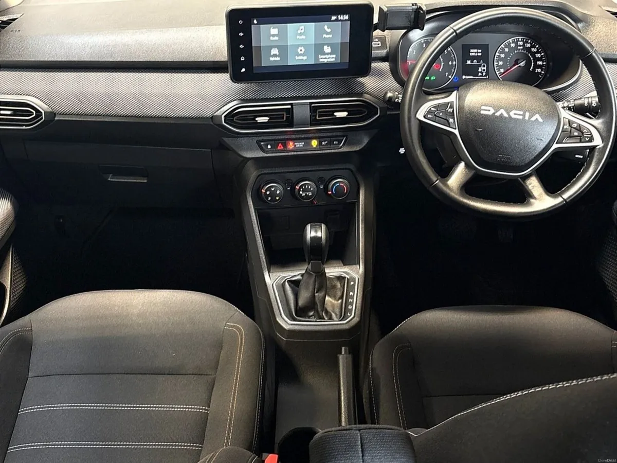 Dacia Sandero Stepway TCe 90 CVT Expression AUTO - Image 2