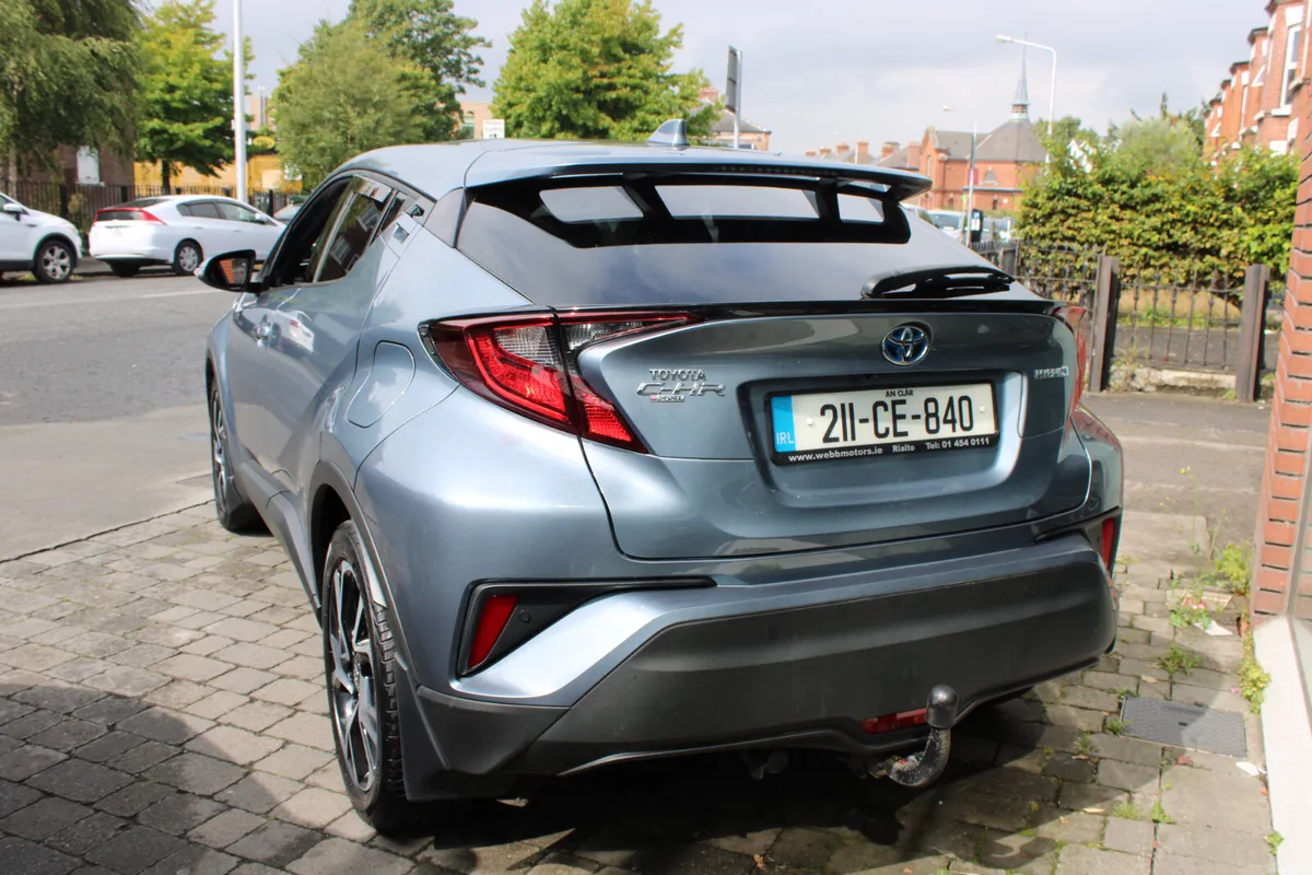 CH-R - 1.8 HYBRID SPORT - IRISH NEW - FULL HISTORY - Image 4