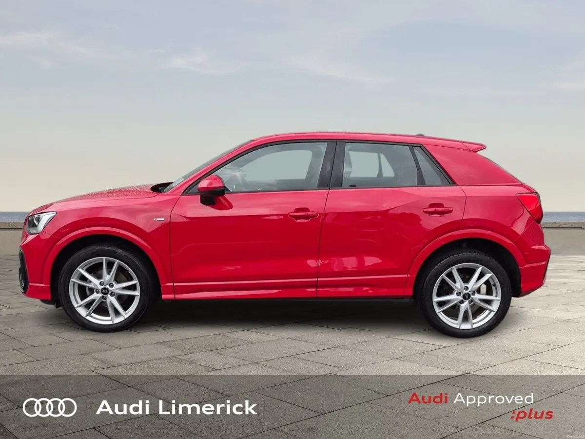 Audi Q2 30TDI 116 S Line Black Edition - Image 4