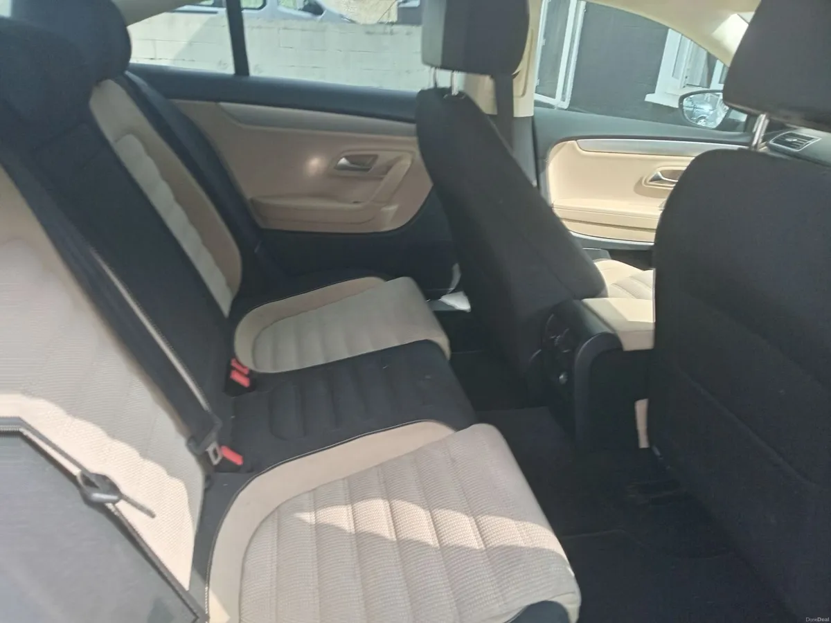 Volkswagen Passat 2013 - Image 3