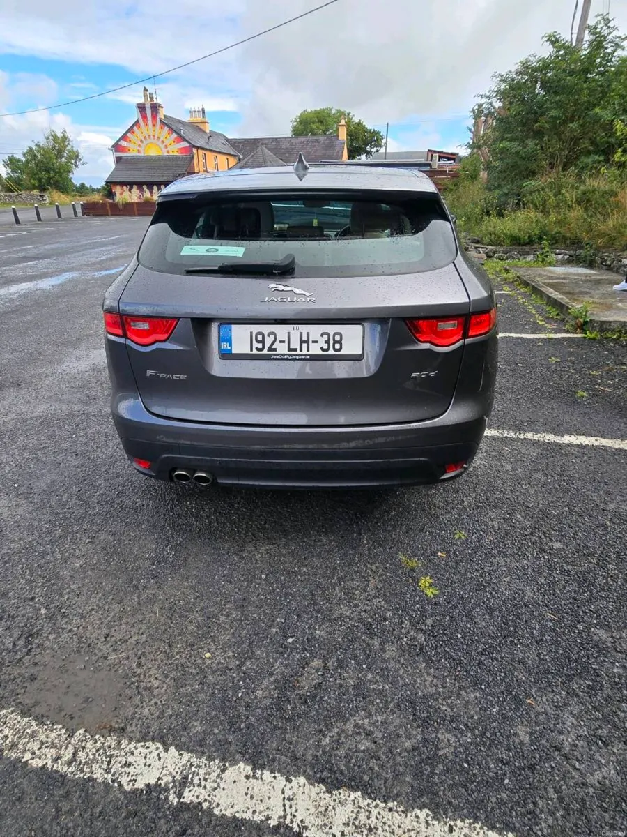 JAGUAR F PACE - Image 3