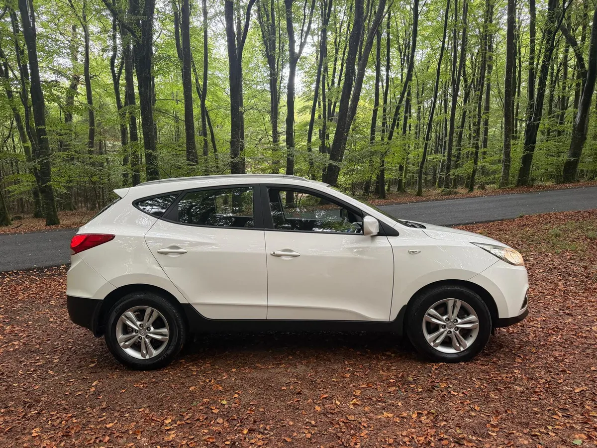 131 HYUNDAI iX 35, 1.7 CRDI EXECUTIVE 6 SPEED - Image 5