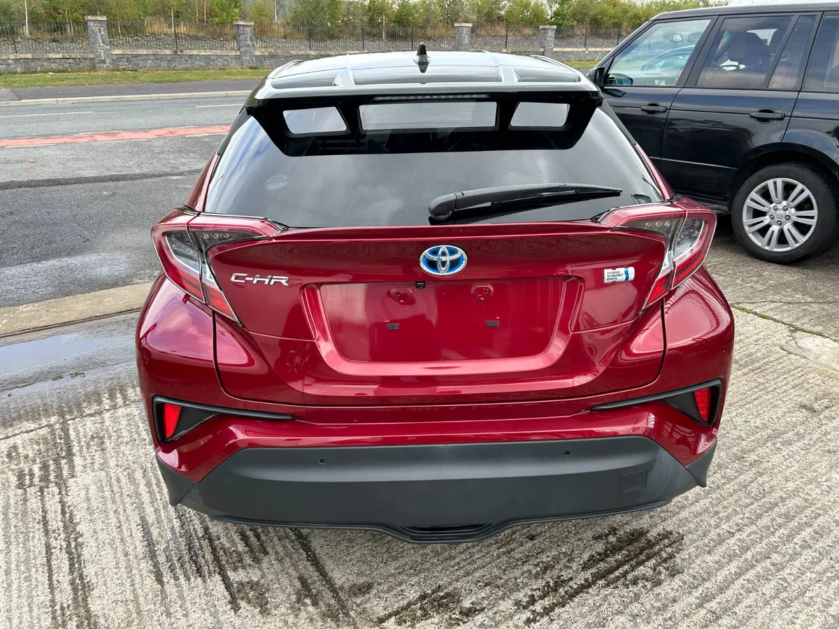 TOYOTA CHR 2019, 1.8 HYBRID AUTO LOW KMS HIGH SPEC - Image 5