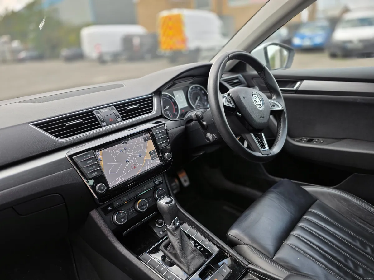 Skoda Superb 1.4 TSI Automatic - Image 2