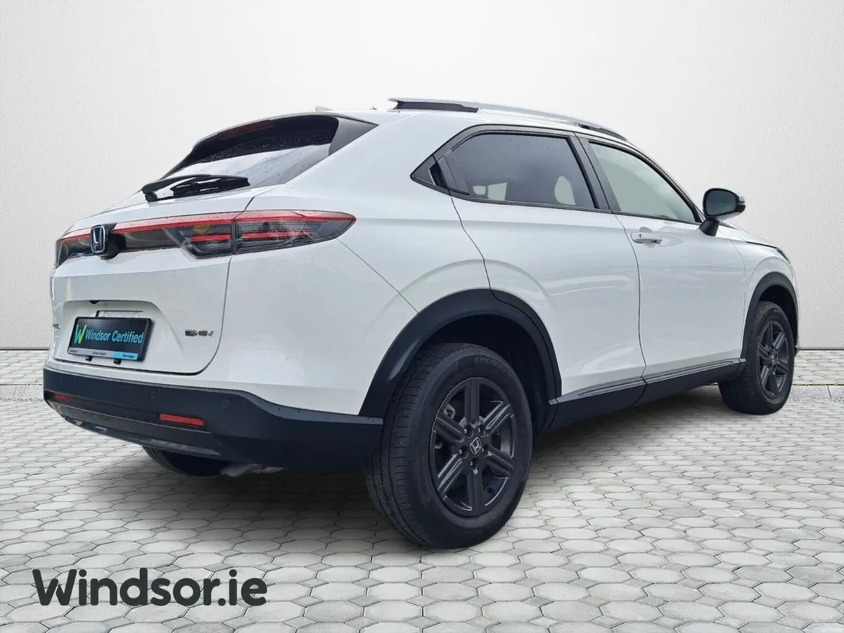 Honda Vezel HYBRID X HUNT PACKAGE - Image 2