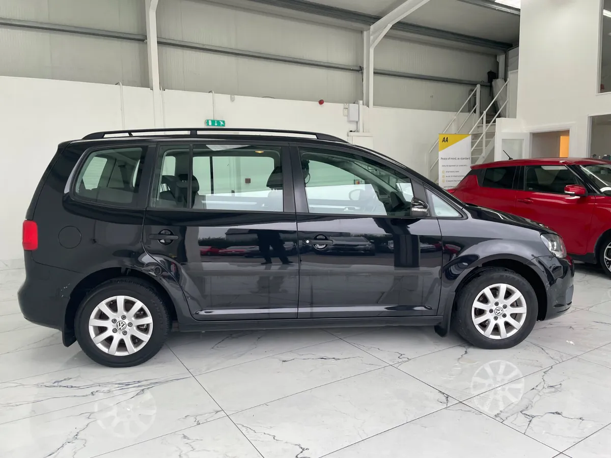 Volkswagen Touran 2015 tdi 7 Seater - Image 3
