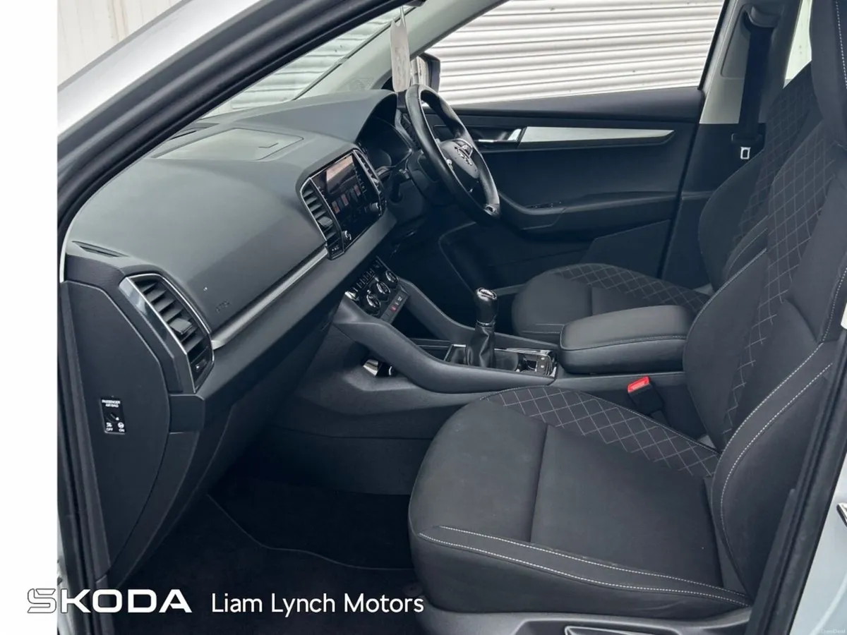 Skoda Karoq AMBITION 2.0 TDI 115 BHP - Image 4