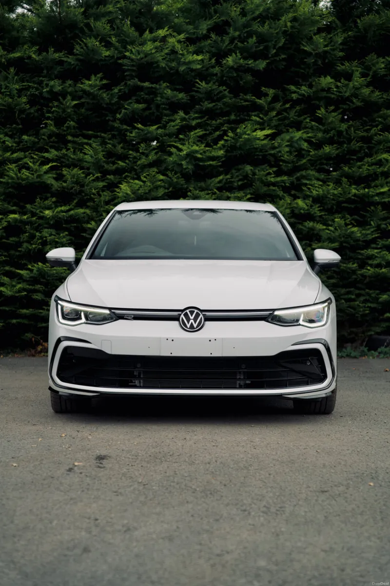 Volkswagen Golf R-Line 2024 | Premium Sporty - Image 6