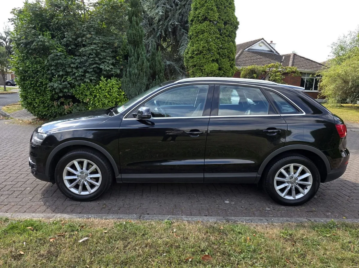 Audi Q3 2013 - Image 5