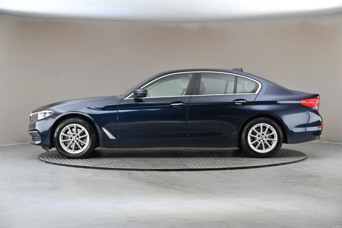 BMW 5-Series 520D SE JC32 **FULL BEIGE LEATHER** - Image 5