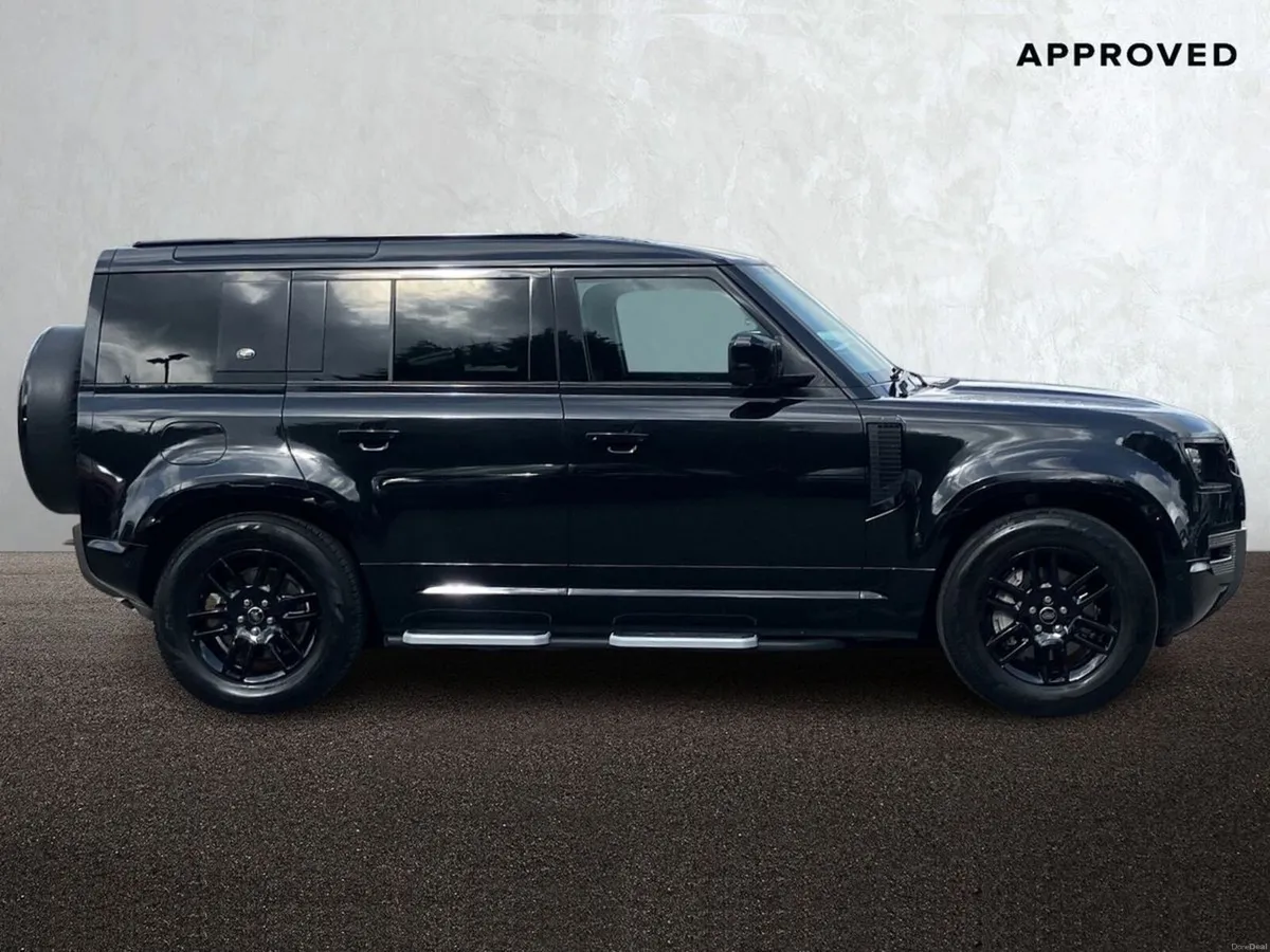 Land Rover Defender 2.0 P400E S 110 AUTO 4WD - Image 6