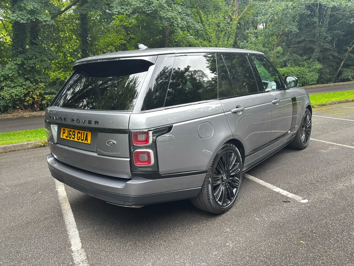 2020 Range Rover Vogue - Image 3