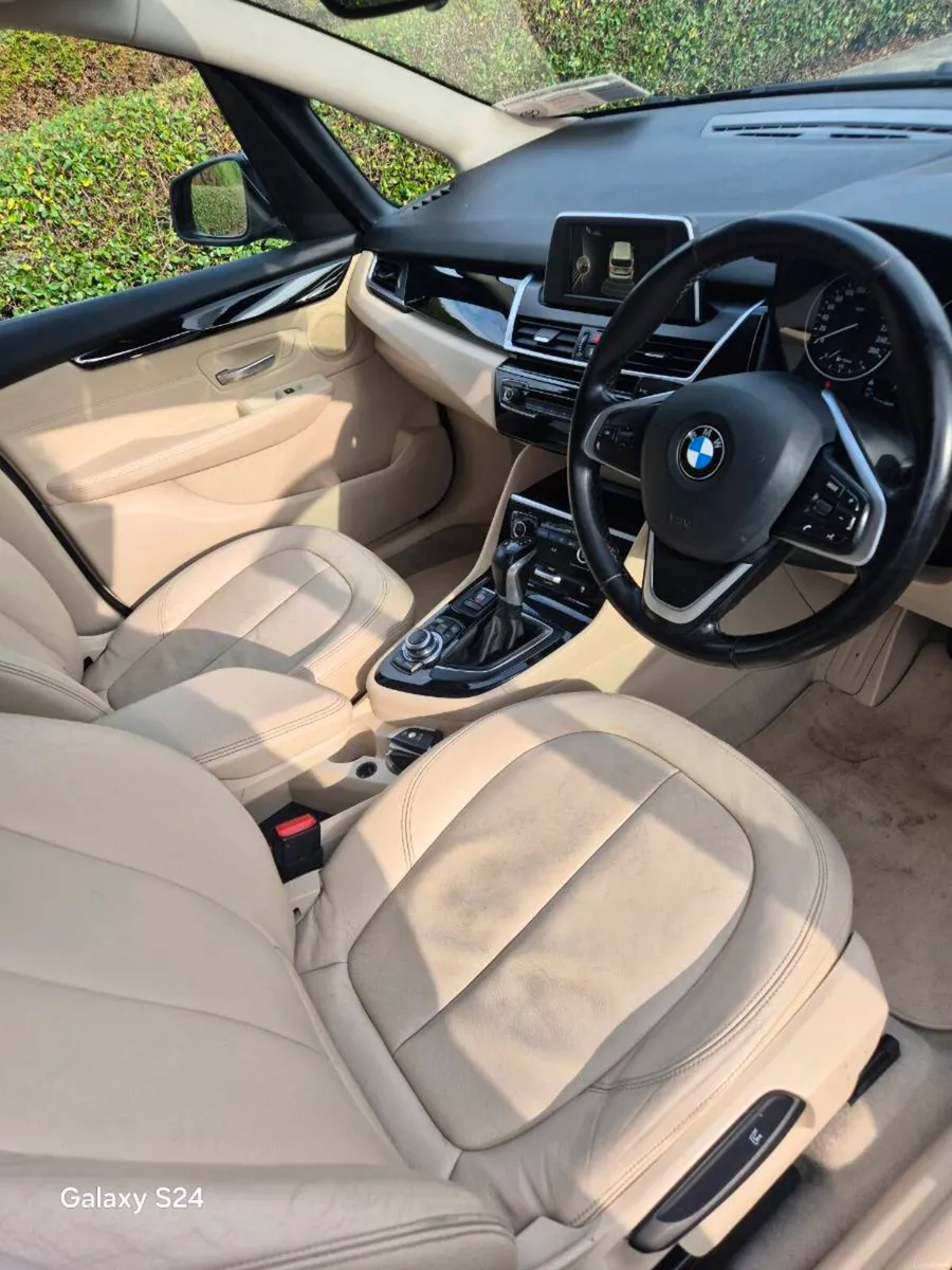 BMW 216... Diesel  Auto 7 Seater - Image 5