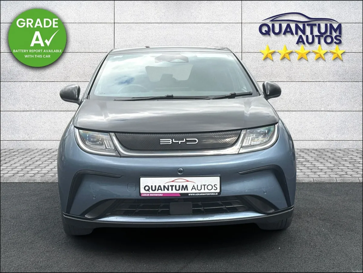 BYD DOLPHIN 2024 DESIGN EV 60.48 KWH -LONG RANGE B - Image 2