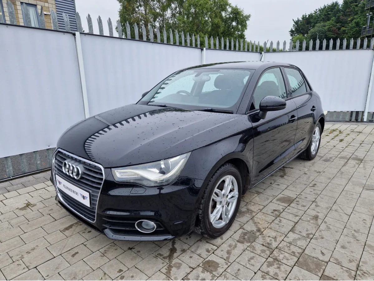 Audi A1 1.4 PETROL AUTO - Image 4