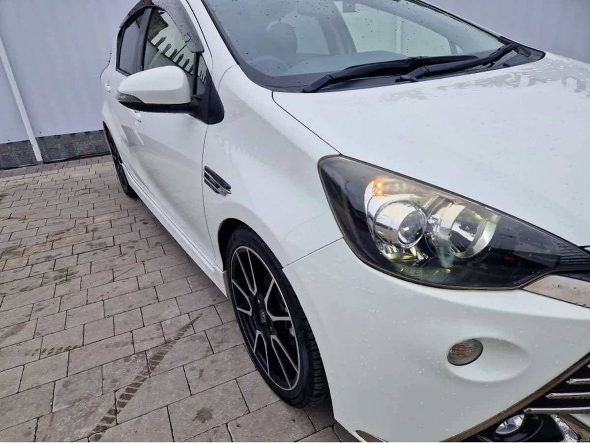 Toyota Aqua 1.5 PETROL HYBRID AUTO - Image 2