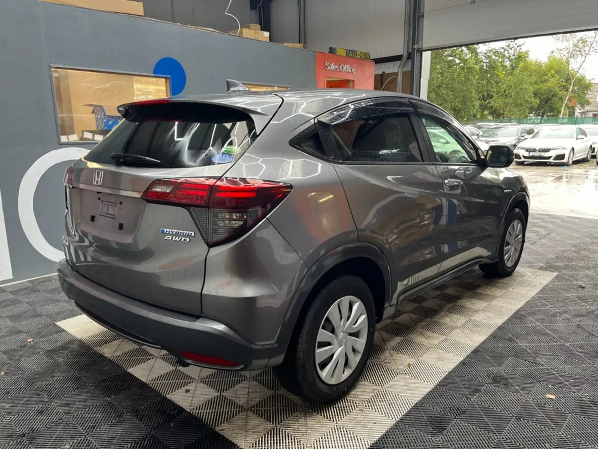 Honda Vezel 2019 HONDA VEZEL HYBRID SENSING 4WD 1. - Image 3