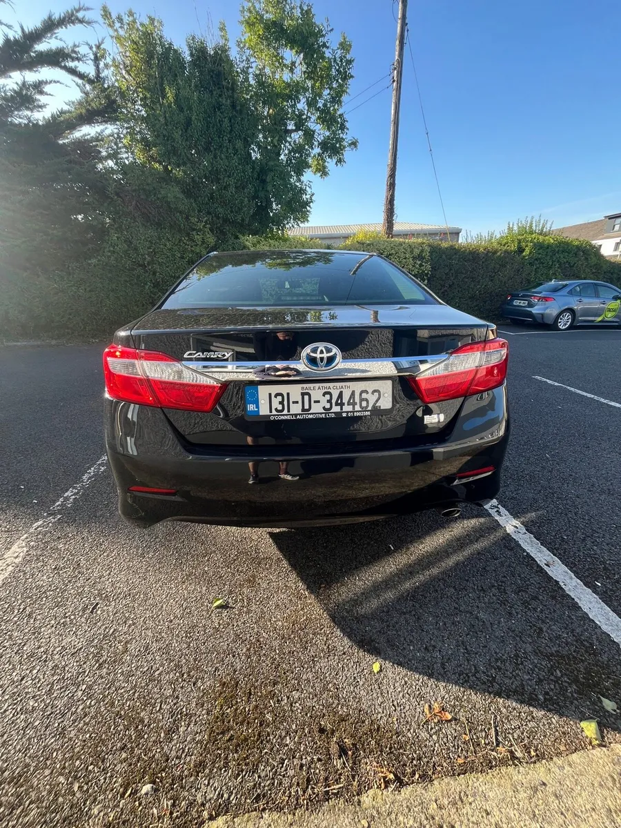 Toyota Camry - Image 4