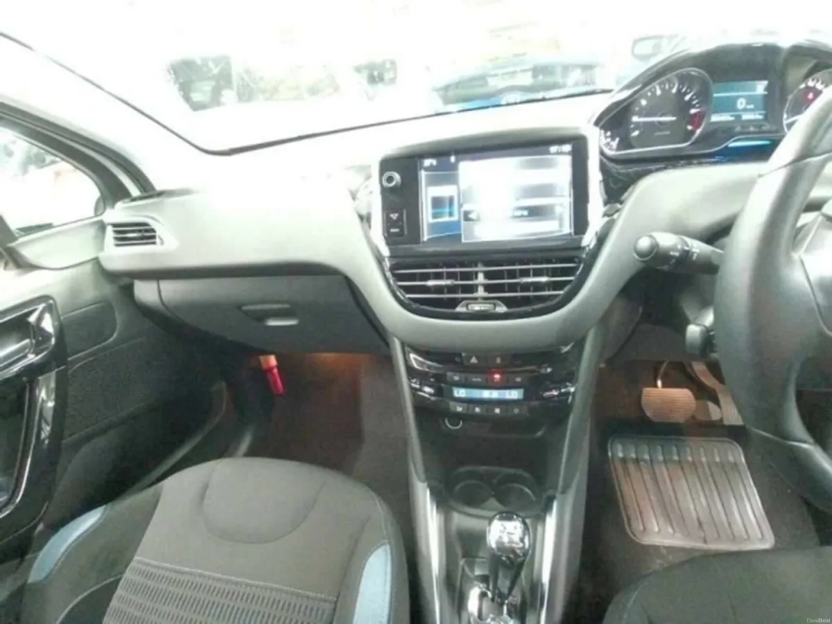 Peugeot 208 COMING SOON - Image 4
