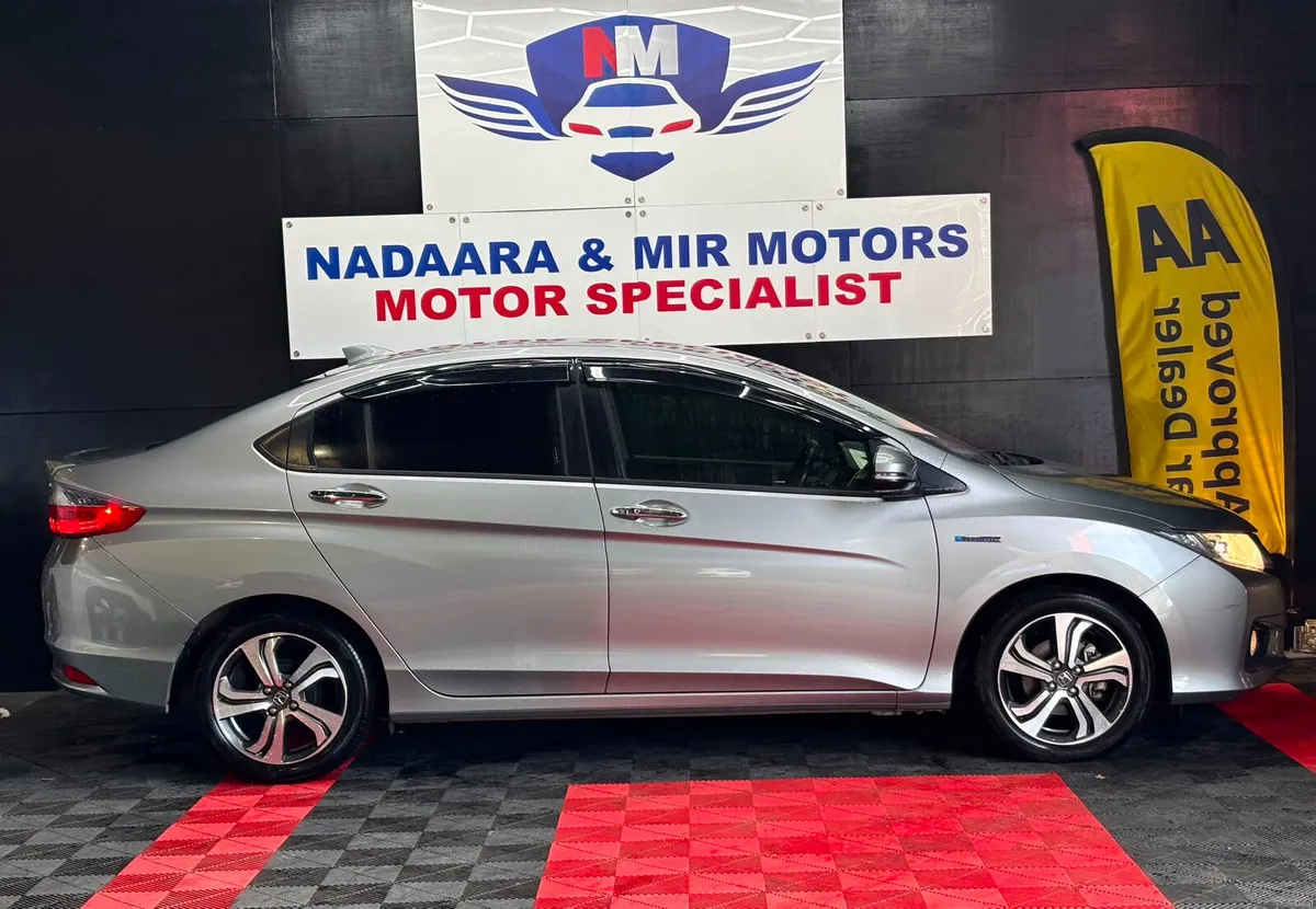 Honda Grace 2015 Automatic New Nct Fully Serviced - Image 6