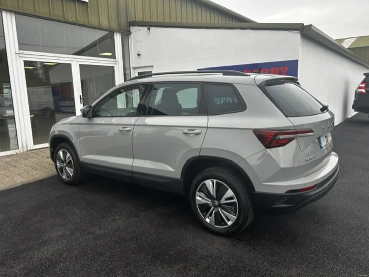 Skoda Karoq 2023 - Image 6