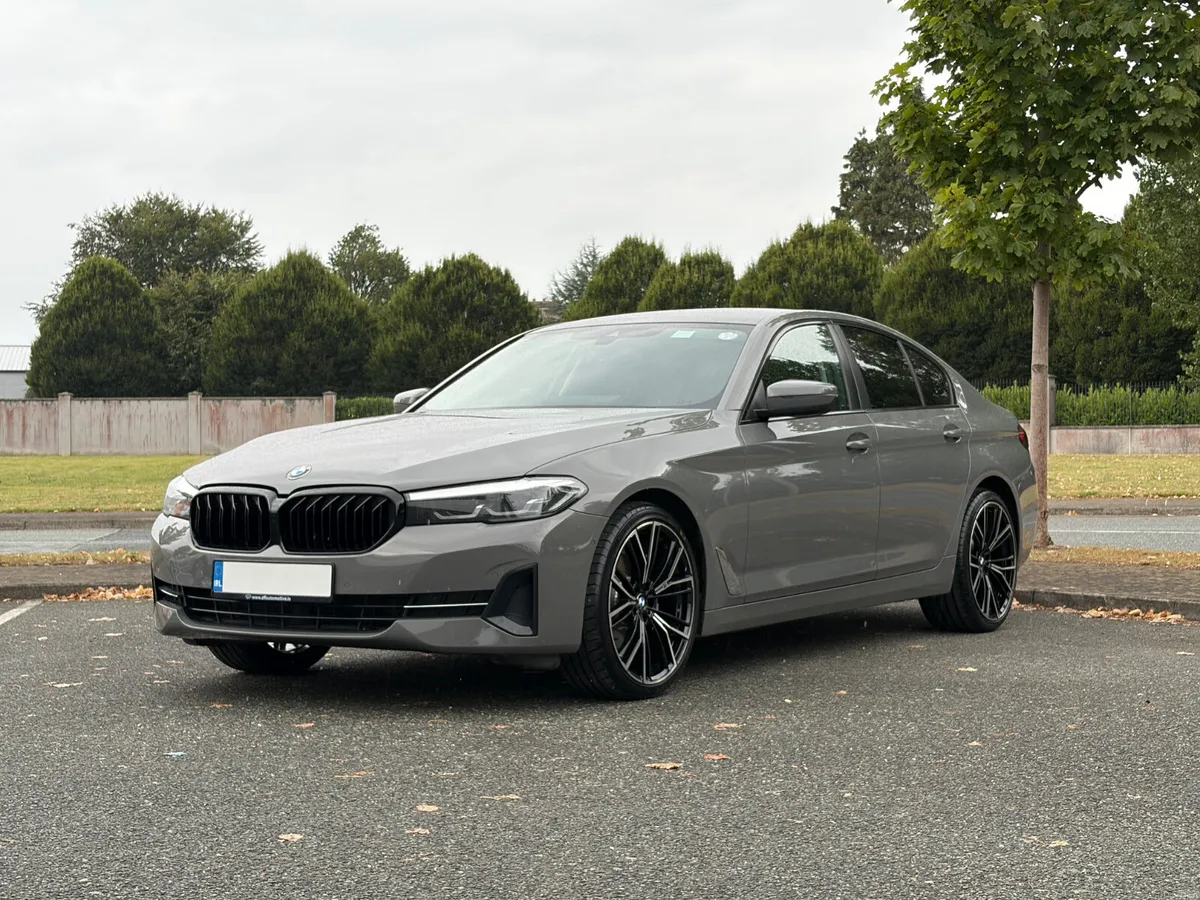 212 BMW 520D SE X-Drive M Performance Auto - Image 5