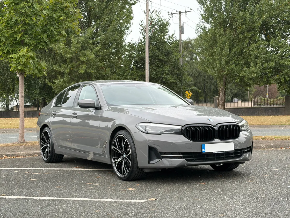 212 BMW 520D SE X-Drive M Performance Auto - Image 2