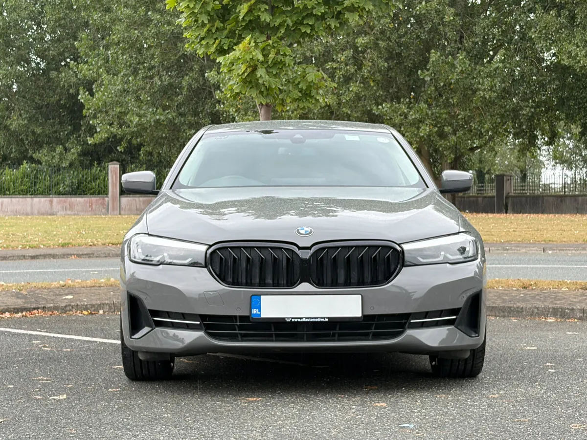 212 BMW 520D SE X-Drive M Performance Auto - Image 3