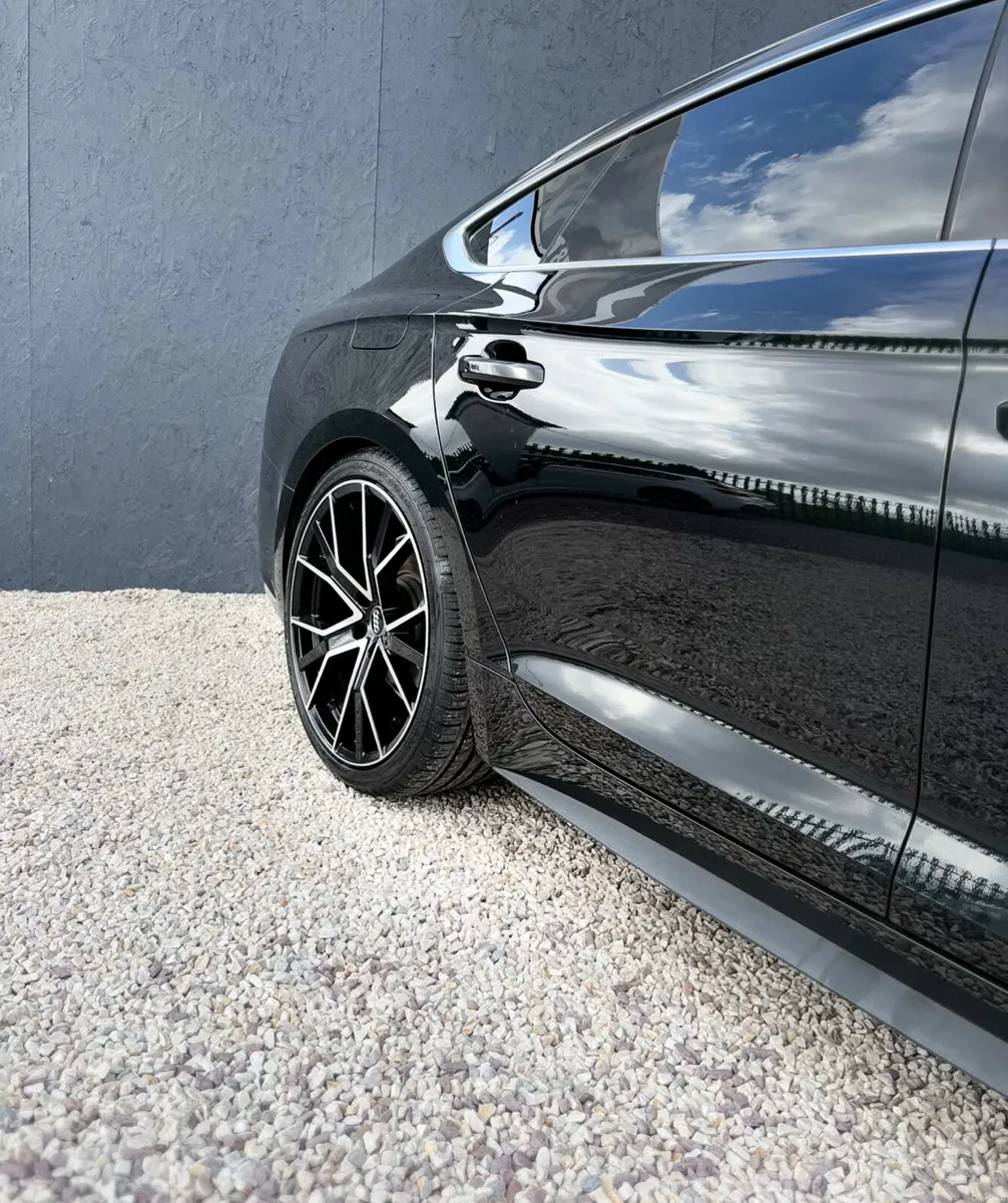 Audi A5 2.0 TFSi S Line Automatic 2018 - Image 3