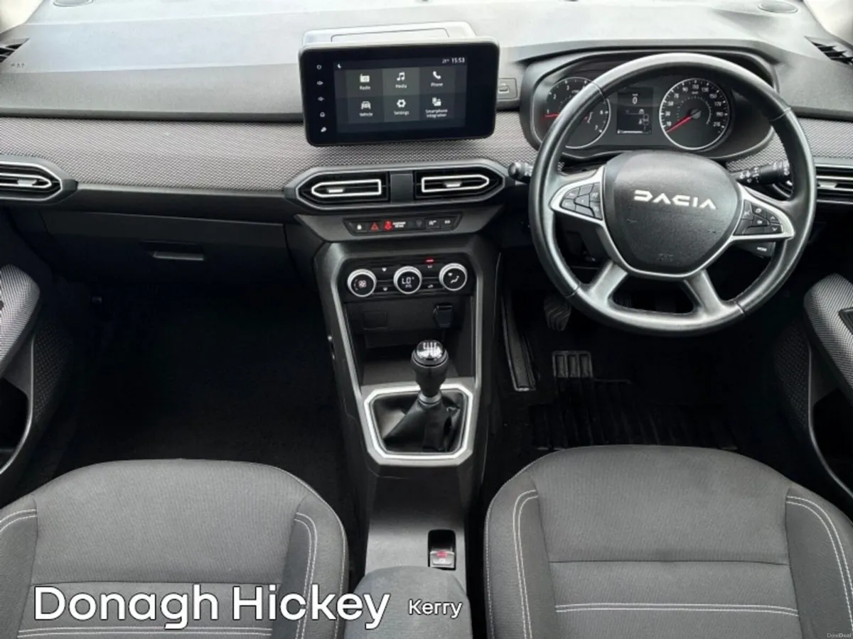 Dacia Jogger TCe 110 Expression 7 SEATS - Image 2