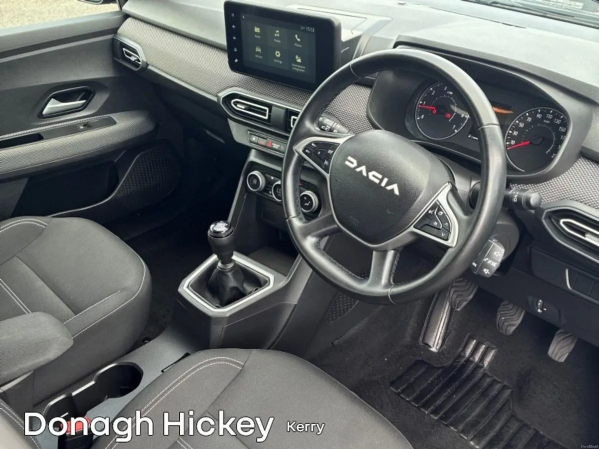 Dacia Jogger TCe 110 Expression 7 SEATS - Image 5