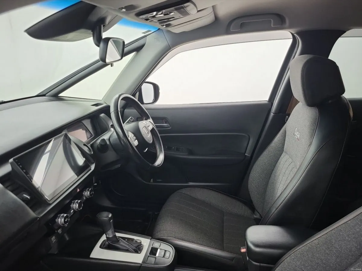Honda Fit Hybrid Special Edition **High Spec** - Image 4
